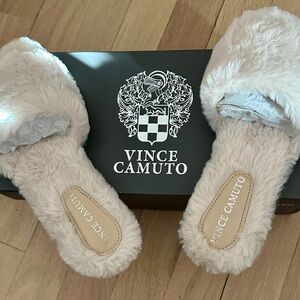 Vince Camuto Women's Soft Cream Slippers